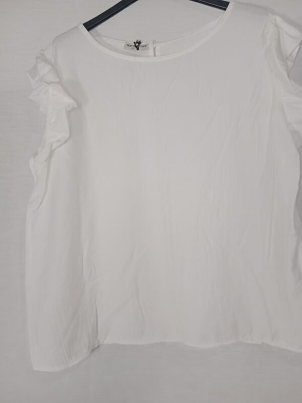 Blusa Volantes Cuello Caja – Que te acompaña durante todo el día