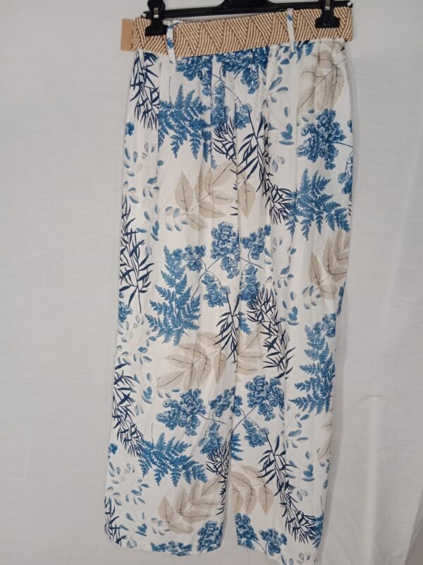 Pantalón Estampado Hojas Azul – Frescura que te acompaña todo el día