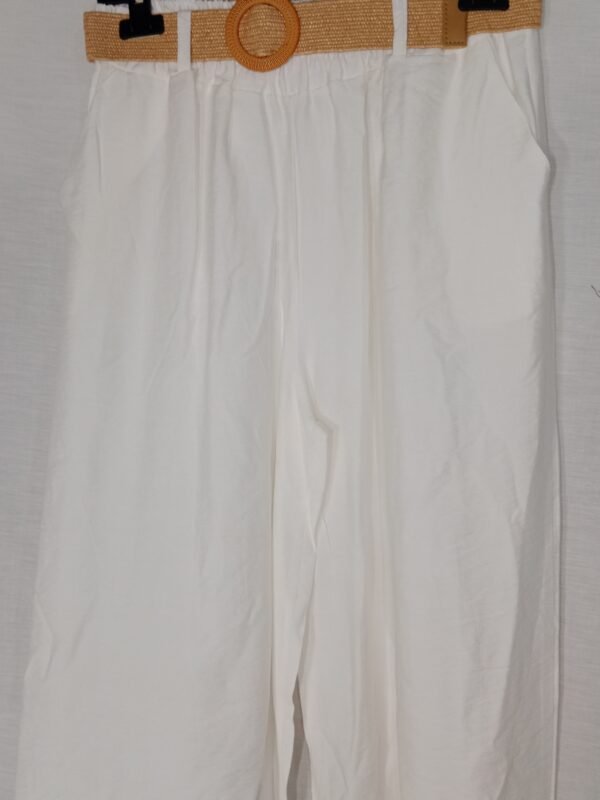 Pantalón Camal Ancho con Cinturón – Frescura y comodidad para los días más activos