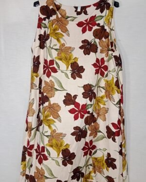 Vestido Estampado de Hojas – Frescura para tus días más activos