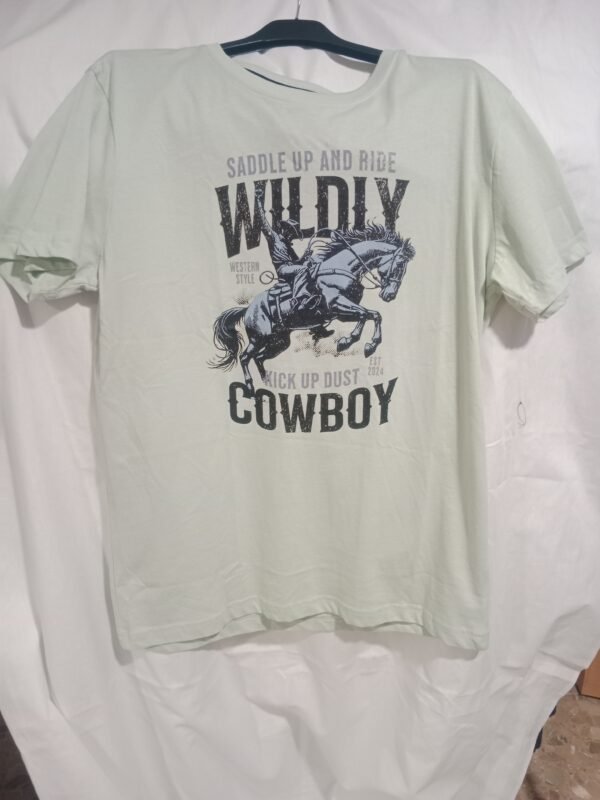 Camiseta Cowboy – Frescura y estilo para todo el día
