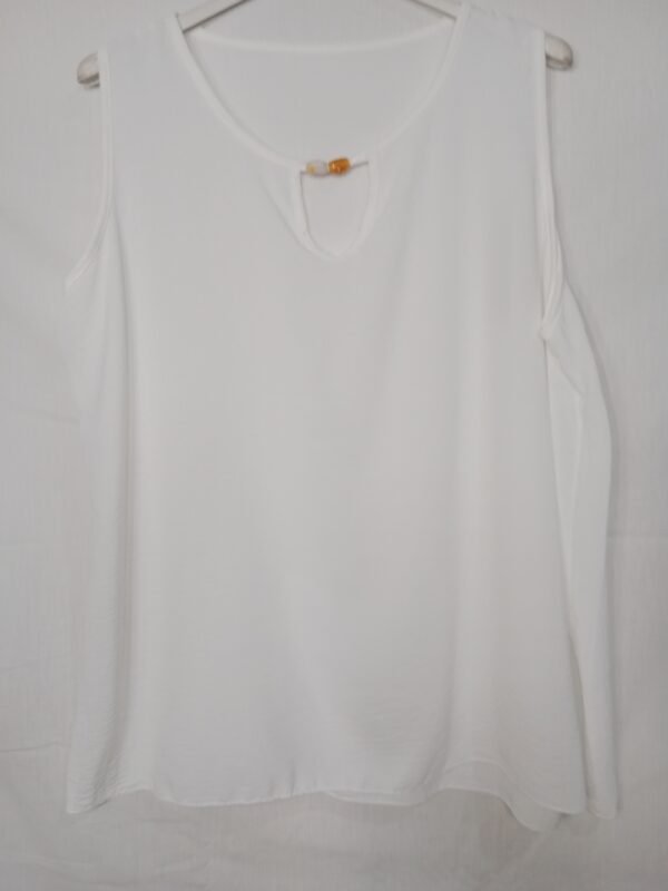 Blusa Sin Mangas Acampanada – Frescura y libertad en los días de calor