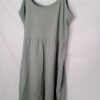 Vestido de Tirantes con Tachuelas – Frescura con estilo para tus días de verano
