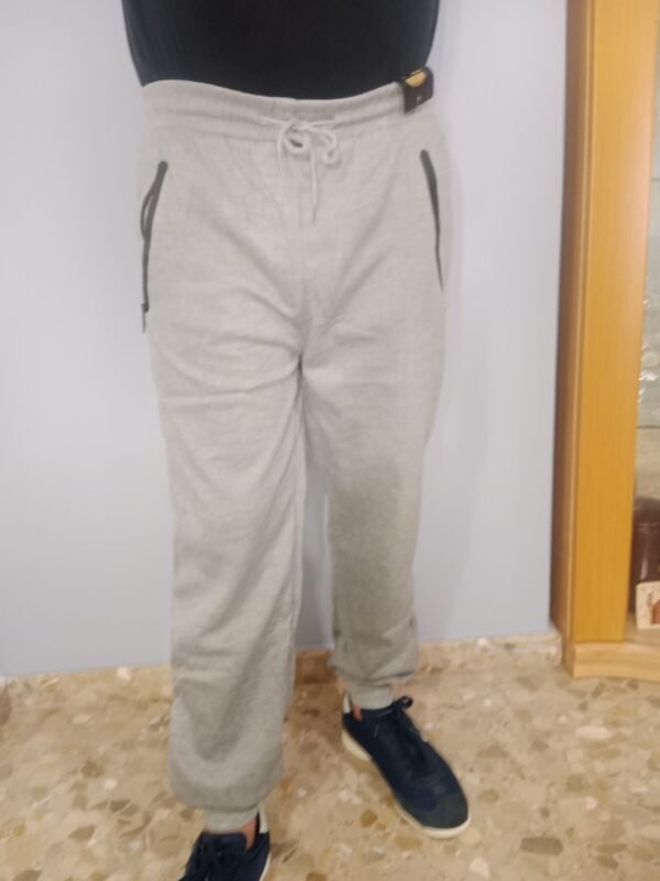 Pantalón de Chándal – Comodidad y seguridad para todo el día