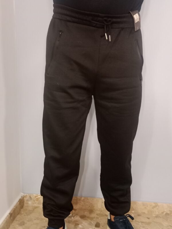 Pantalón de Chándal – Comodidad y seguridad para todo el día