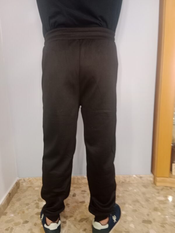 Pantalón de Chándal – Comodidad y seguridad para todo el día