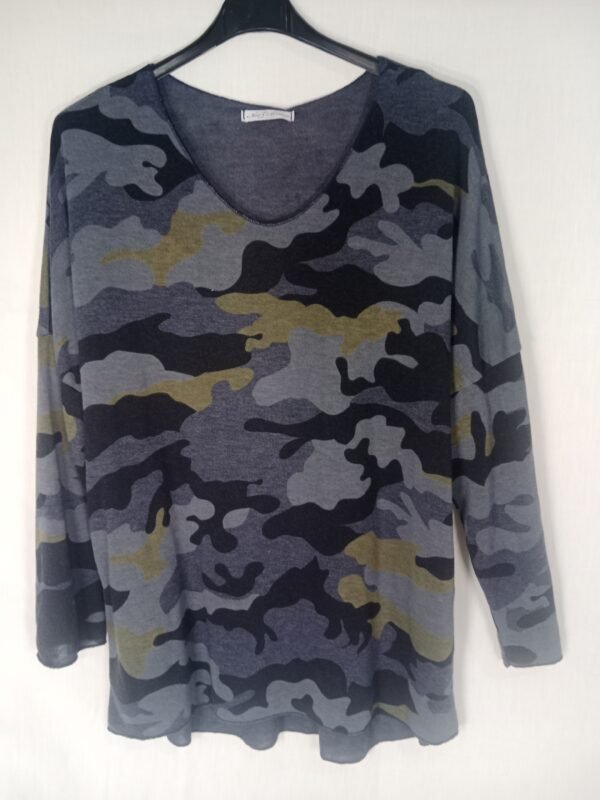 Suéter Camuflaje Urbano – Estilo y comodidad durante todo el día
