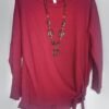 Blusa Lazo Cadera – Estilo y comodidad para todo el día