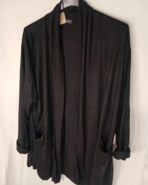 Chaqueta de Punto con Bolsillos – Elegancia y comodidad para tus días de otoño