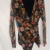 Blusa Cruzada con Broche – Elegancia que transforma tu look