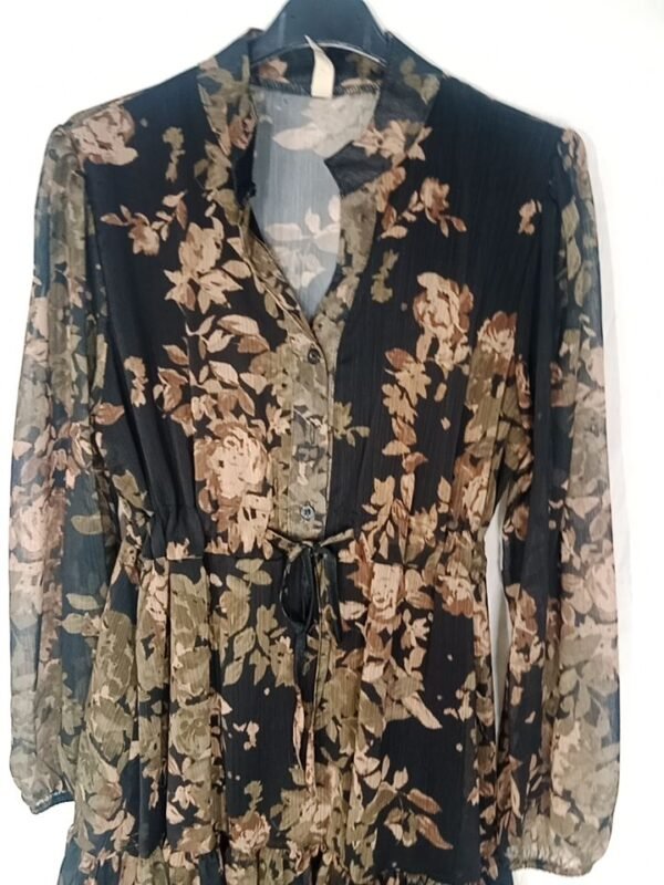 Vestido Estampado de Hojas – Elegancia y comodidad durante todo el día