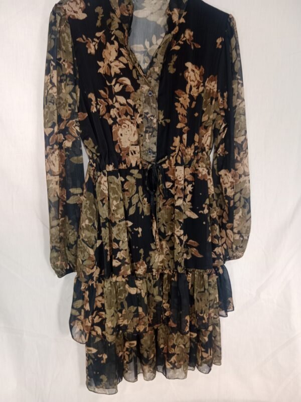 Vestido Estampado de Hojas – Elegancia y comodidad durante todo el día