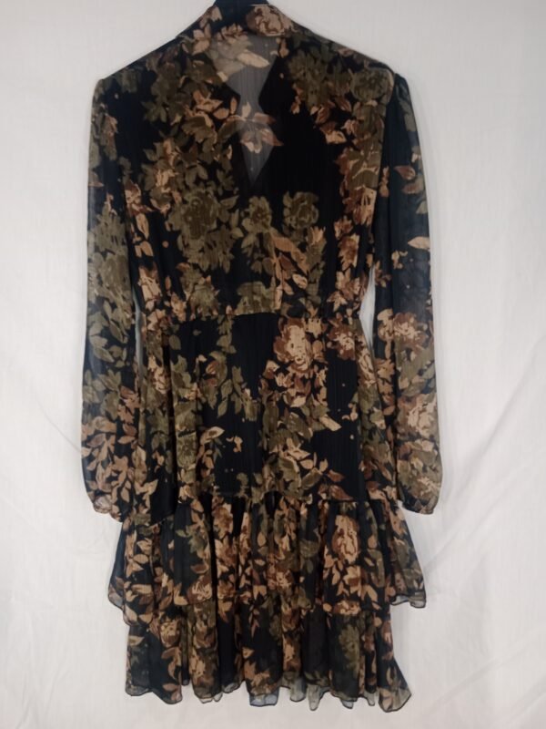 Vestido Estampado de Hojas – Elegancia y comodidad durante todo el día