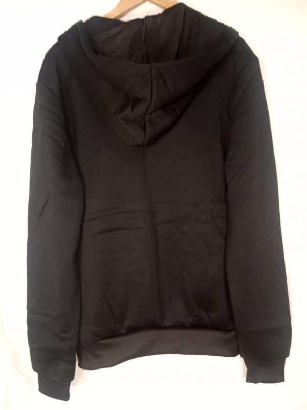 Sudadera con Capucha y Cremallera – Comodidad para los días que cambian