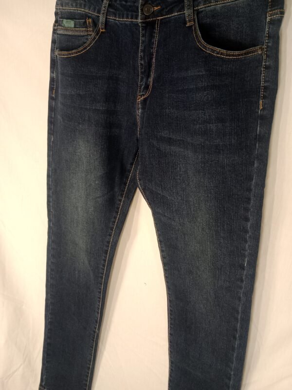 Pantalón Tejano Stone Wash – Comodidad para los días que no paran